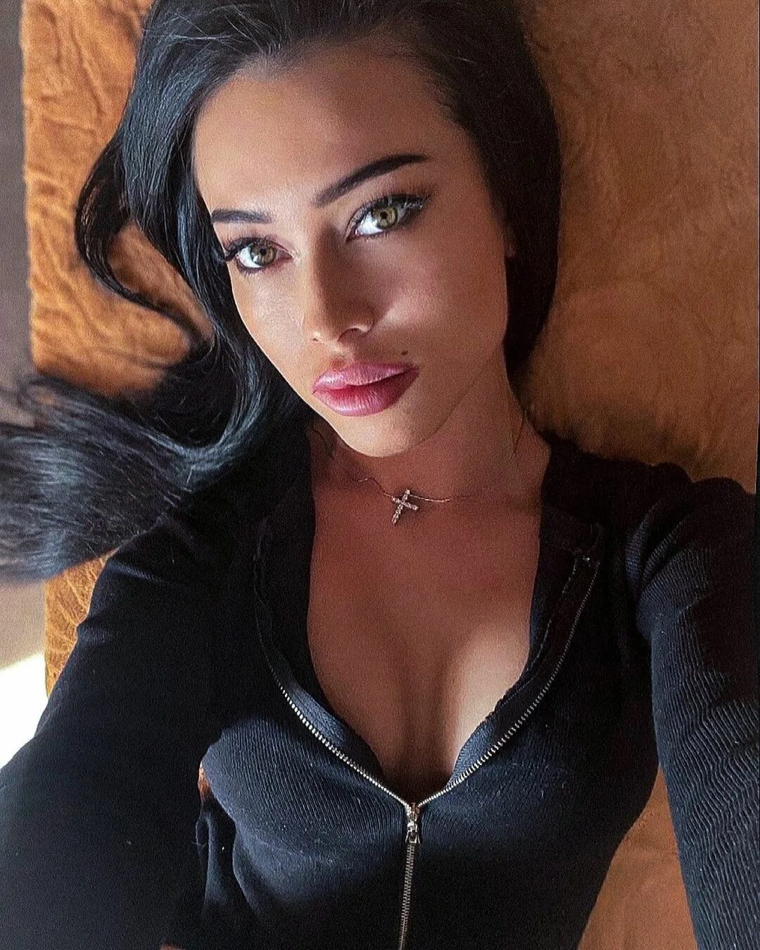 Работа для девушек в эскорте и досуге